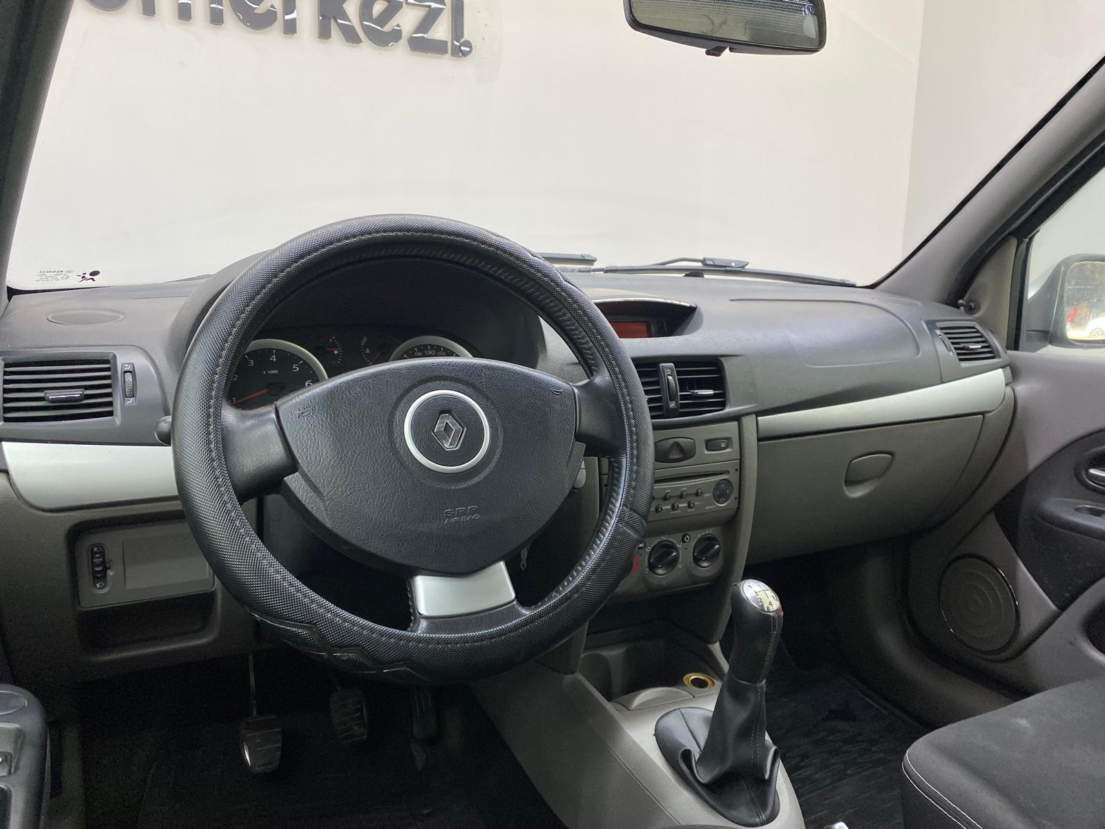 RENAULT SYMBOL 14
